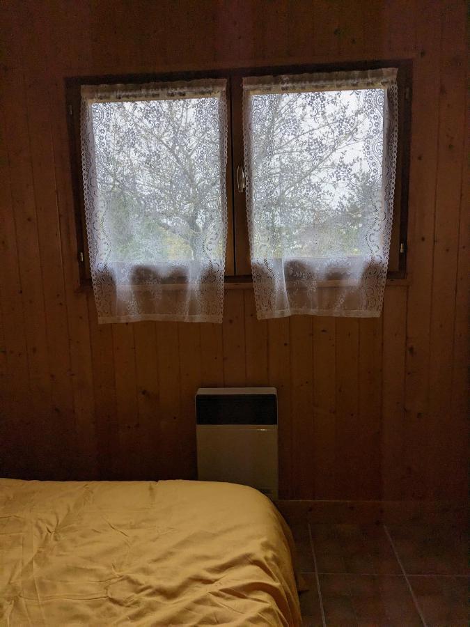 Au Petit Chalet D'Illiers Combray - Salle D'Eau Uniquement エクステリア 写真