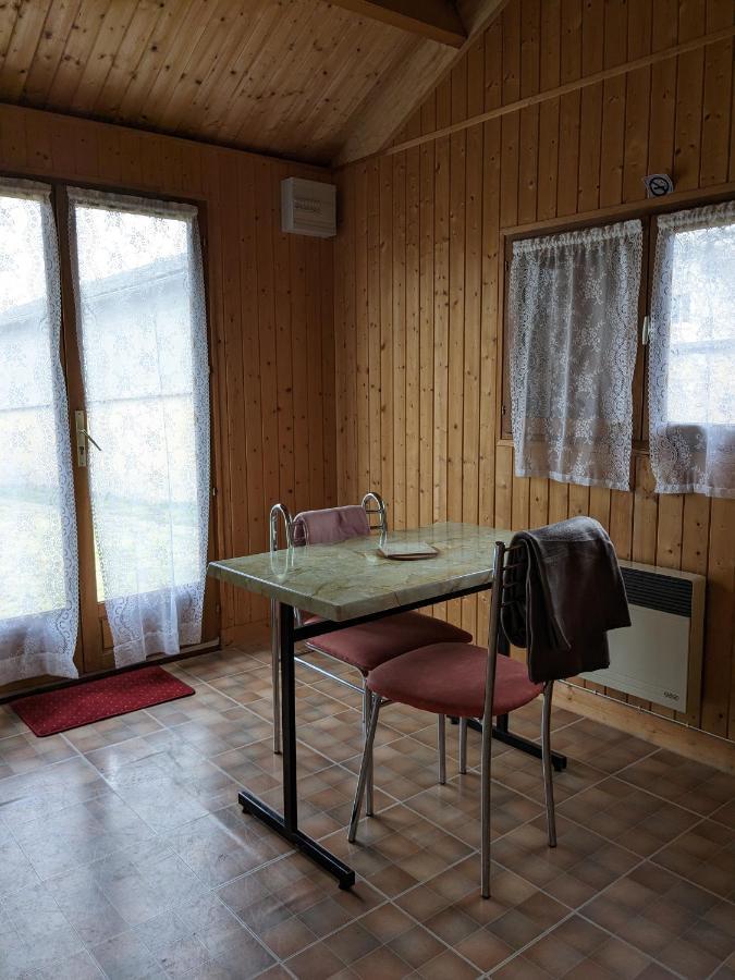 Au Petit Chalet D'Illiers Combray - Salle D'Eau Uniquement エクステリア 写真